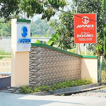 Jippus Galaxy Budget Air Port Hotel Kochi 외부 사진