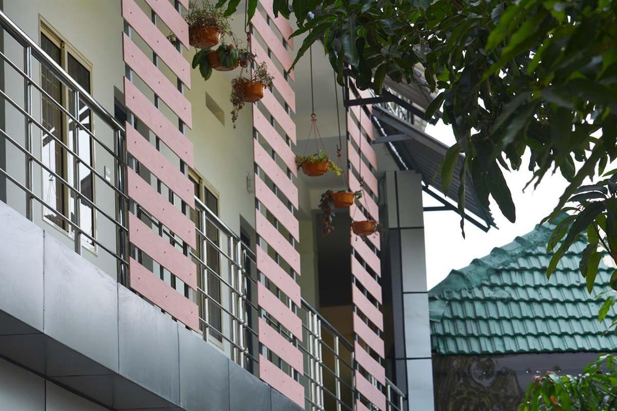 Jippus Galaxy Budget Air Port Hotel Kochi 외부 사진