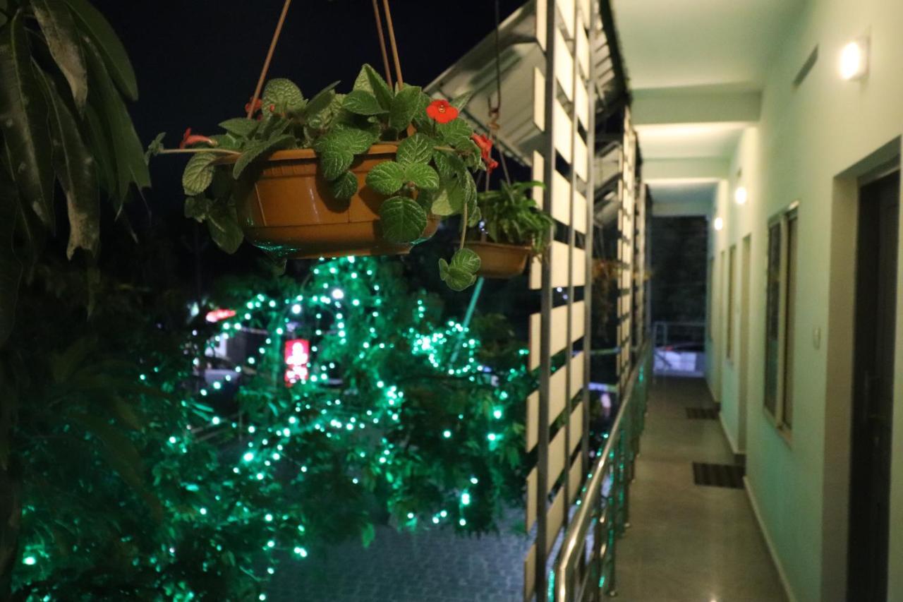 Jippus Galaxy Budget Air Port Hotel Kochi 외부 사진